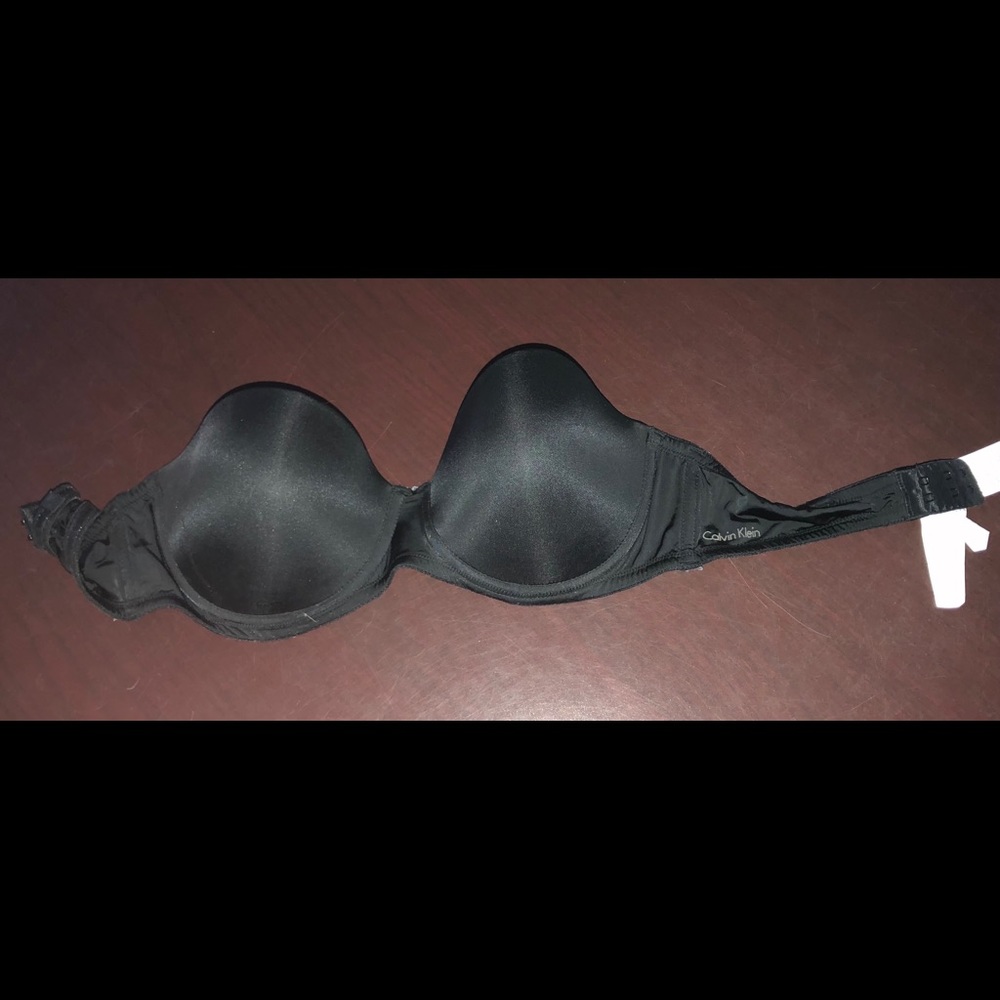 Calvin Klein Strapless Bra